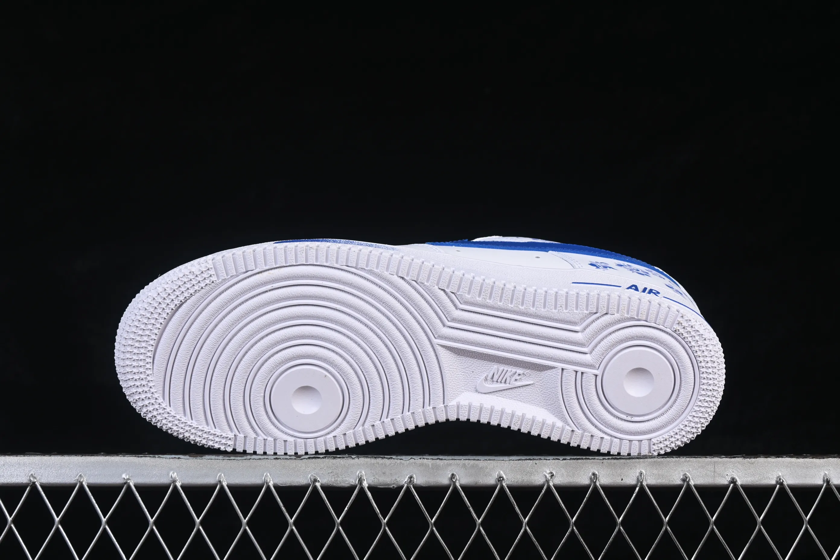 All categories Nk Air Force 1 Air Force series Nk Air Force 1 Low Air Force low-top Nike Air Force 1'07 Low Two-dimensional theme Air Force 1 low-top casual sneakers ZH0316-141